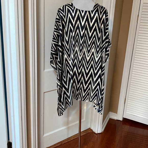 CHICOS  NWT scarf / shrug / wrap - Picture 3 of 8